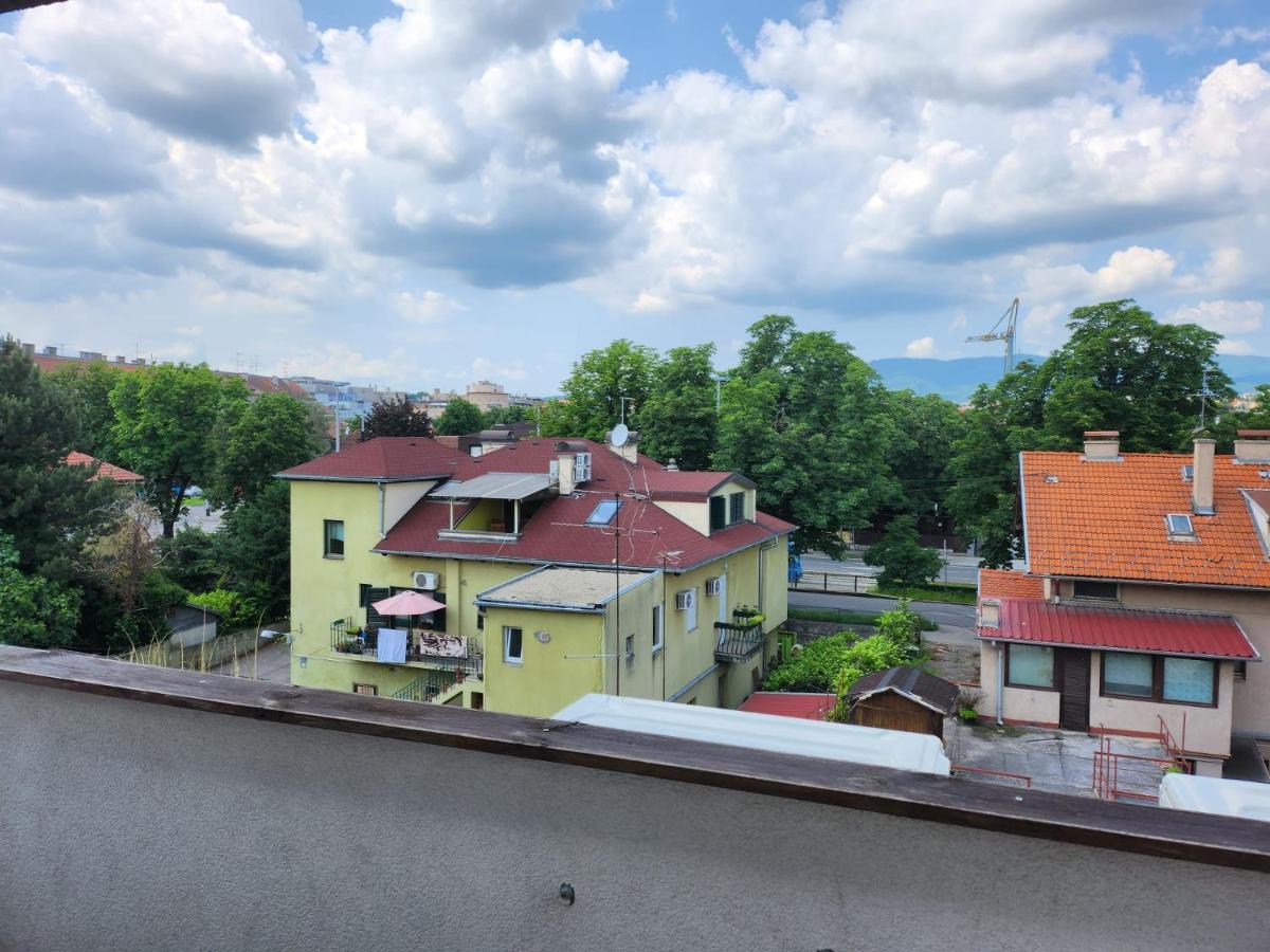 Apartman Buzanova 001 Lejlighed Zagreb Eksteriør billede